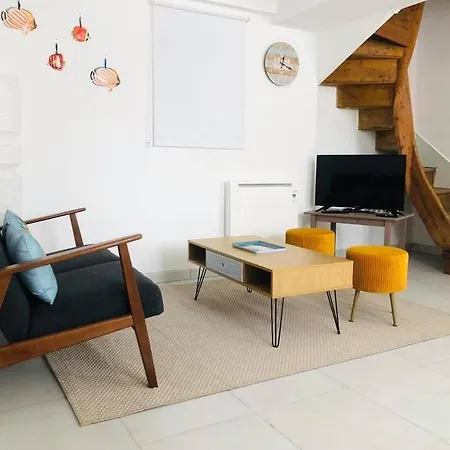 בית נופש Maison De Ville, 2ch, La Petite Aure באיו